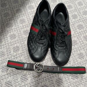 GUCCI Black Leather Sneakers with Green-Red Web Stripe